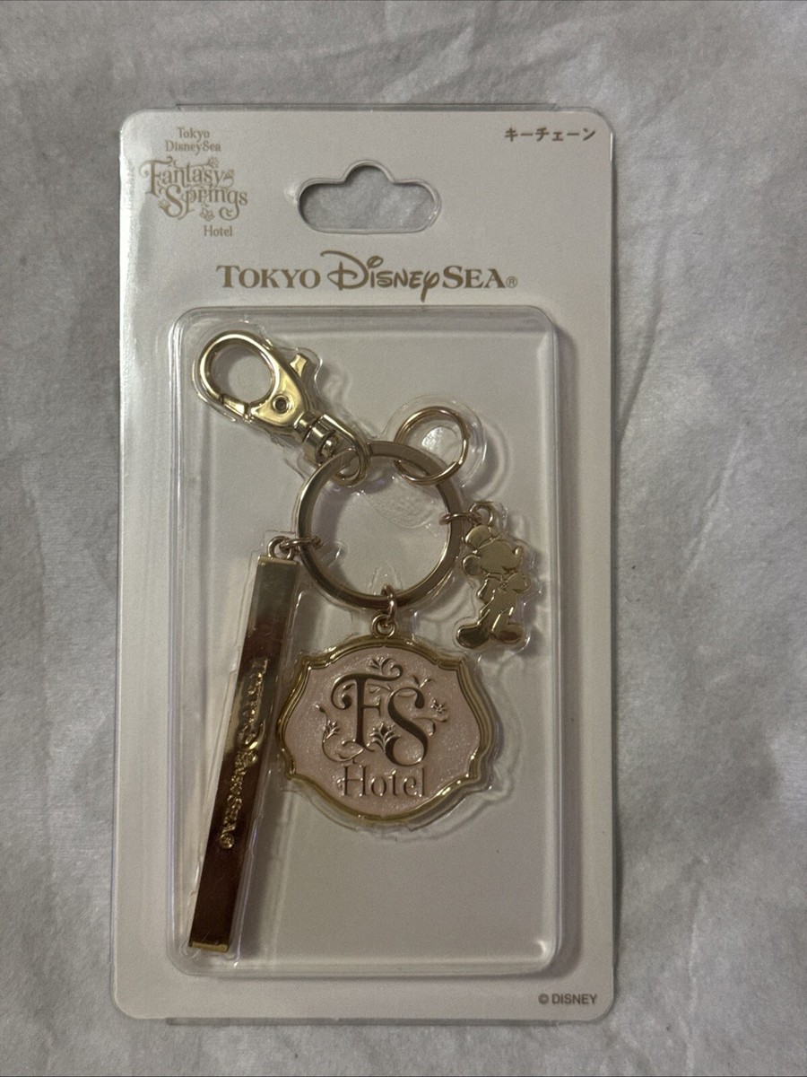 東京ディズニーシー Fantasy Springs Hotel キーホルダー Tokyo