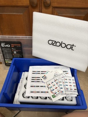 Ozobot Evo Classroom Kit 18 Robots STEAM Coding Robotics Set - Charger, Markers!
