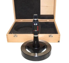BEAUTIFUL STARRETT 5-6" 125-150 mm DIGITAL 3 POINT INTRIMIK BORE GAGE 780XTZ-6