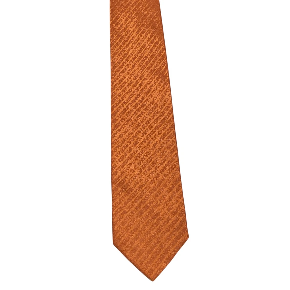 Corbata Dolcepunta Para Hombre 100% Seda XL 61 3/4" ITALIA Lujo Rayas Naranja Usada en Excelente Condición Foto 2 de 3