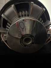 audio+bond+speakers+with+a+box