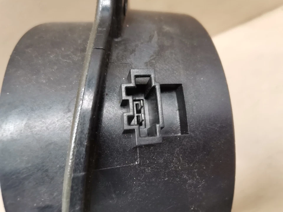 ENCEINTE HAUT PARLEUR HP DE PORTE AVANT GAUCHE MERCEDES CLS C219 - Photo 3/4