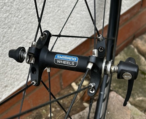 Shimano Dura Ace 7701 - 16 Spoke Wheelset 700c Rim Brake - Picture 4 of 5