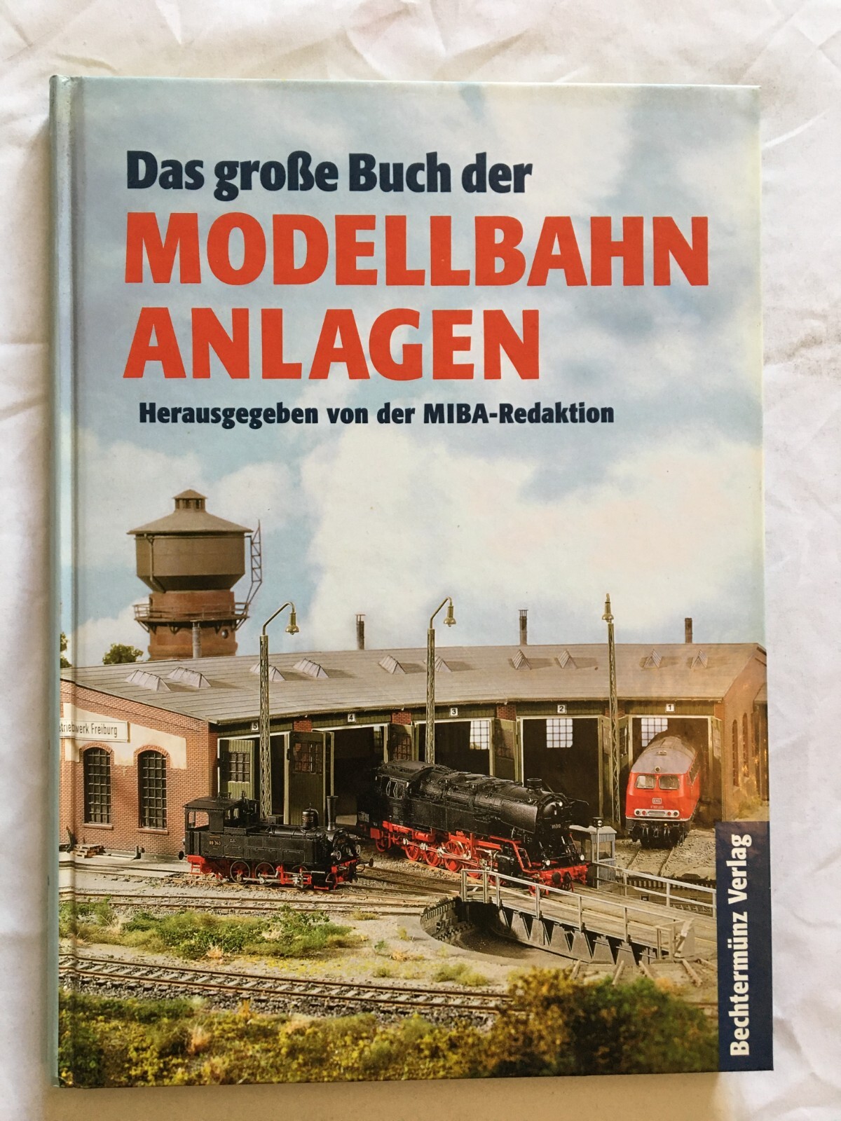 Bild 1 von 2