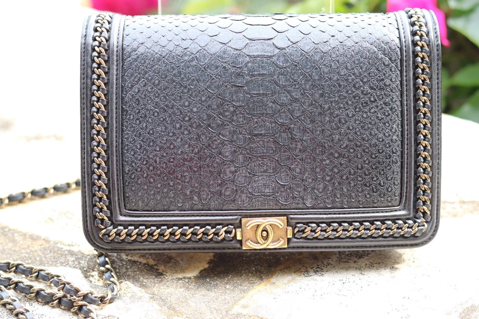 chanel python boy wallet on chain - Image 4 of 4