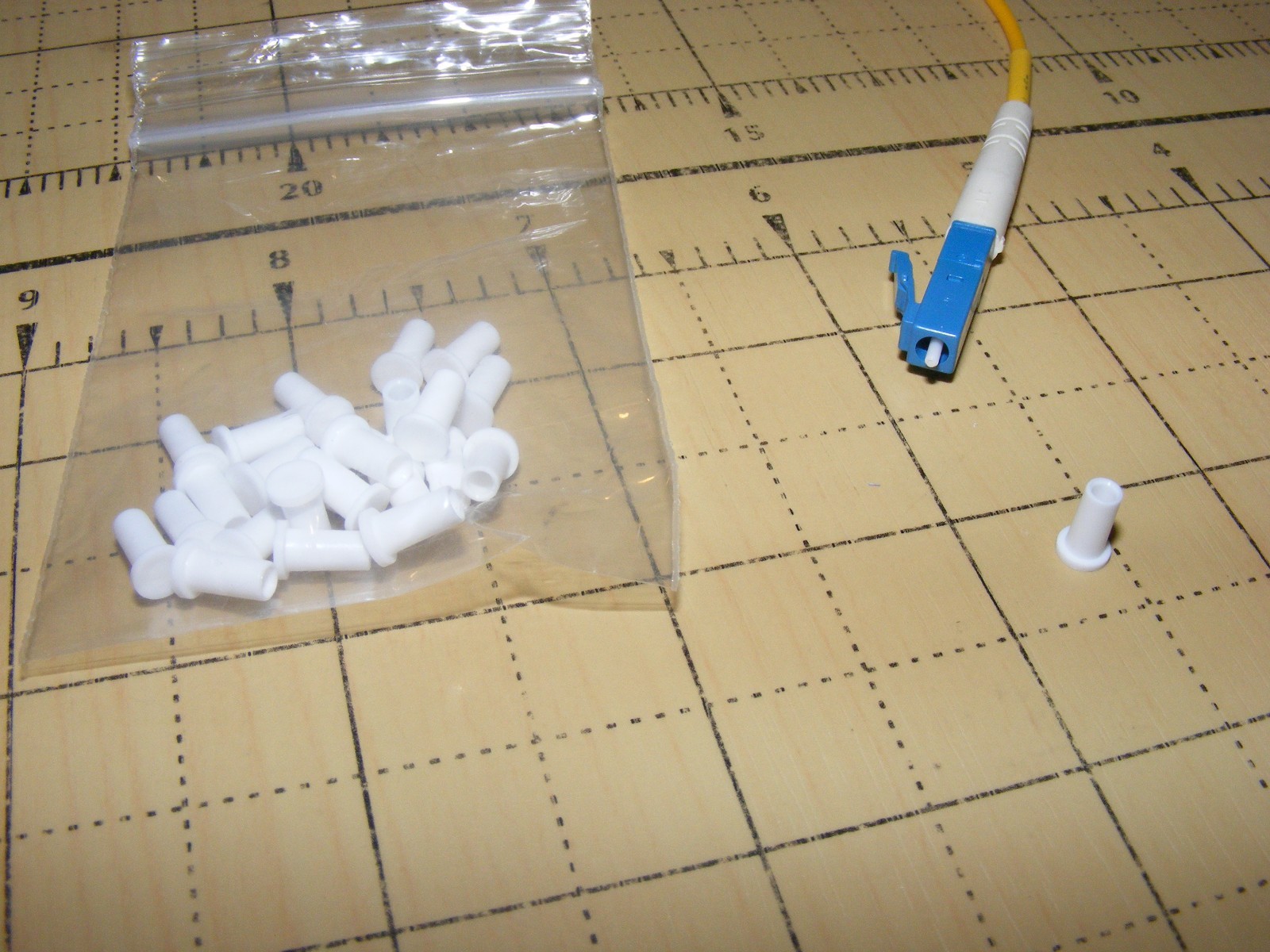 fiber optic cable dust cap protector lc 25 pack dust cover clean