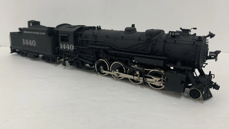 Locomotora de vapor Hallmark escala HO latón clase 1400 Missouri Pacific Mikado Foto 2 de 4