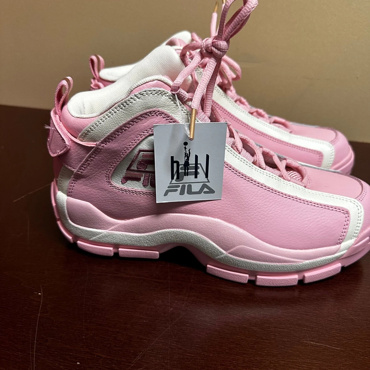Fila womens pink shoes deals