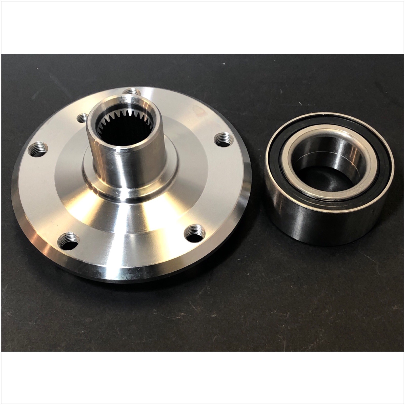 REAR WHEEL HUB AND BEARING FOR 20012005 BMW 325i325C BEARING ONE SIDE