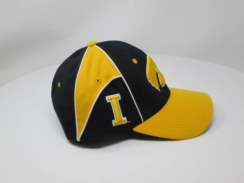 ZEPHYR Z Fit Authentic NCAA Cap Hat ~ IOWA HAWKEYES ~ Size M/L - Image 4 of 4