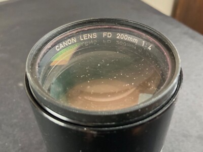 Objectif CANON lens FD 1,4/200mm hoya hmc 52mm skylight 1b