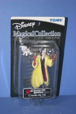 DISNEY 101 Dalmatians Cruella De Vil Magical Collection Figure 062 TOMY Puppy