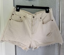 Levi's 501 Women's White Cut Off Denim Shorts Distressed Fringe Size 29