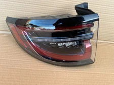 LAND ROVER DISCOVERY SPORT L550 REAR LIGHT LAMP LEFT CHIPPED 19-24 LK7213405BC