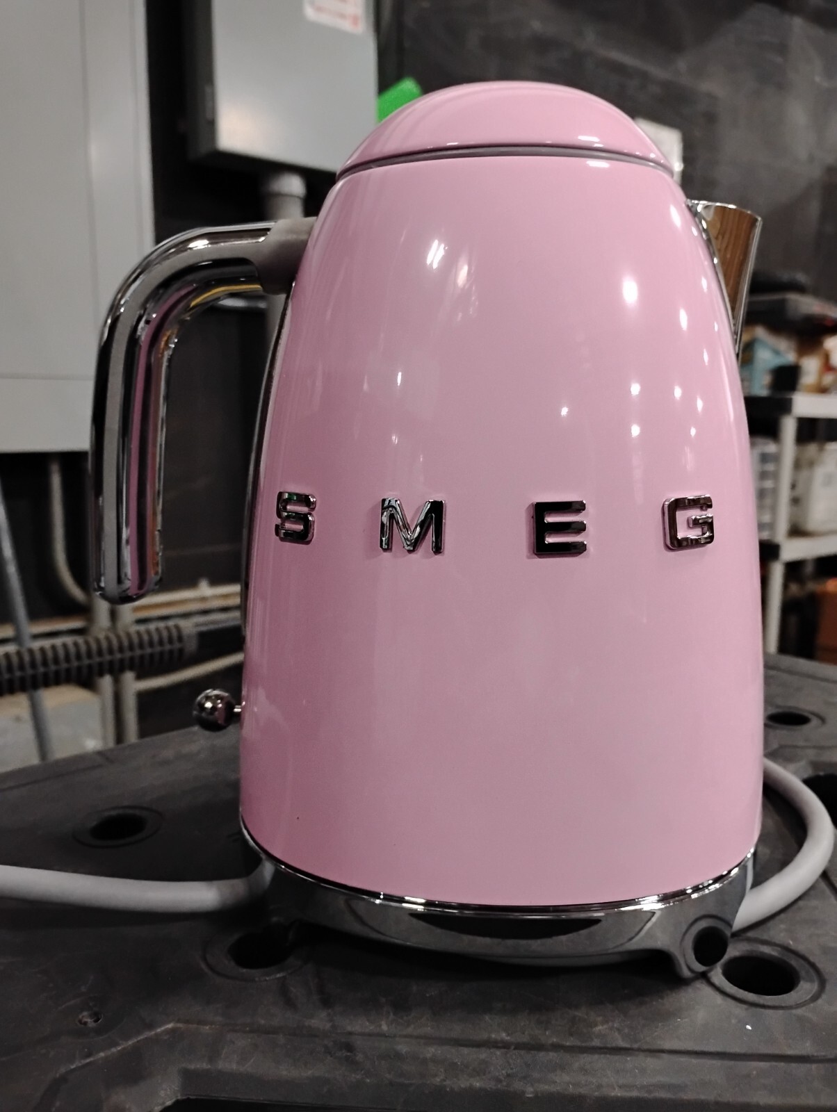Pastel Pink 50s Retro Electric Kettle KLF03PKUS Without Box-image