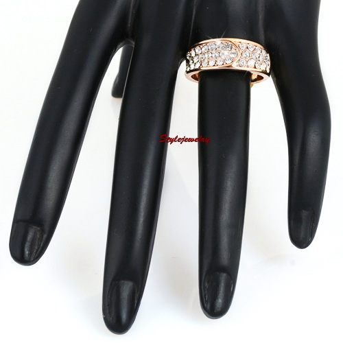 Rose Gold Plated Clear Diamontic Crystal Wide Band Cocktail Ring R14