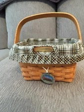 Longaberger 2002 Dresden Tour Basket with Bee Liner, Protector & RARE Tie-On