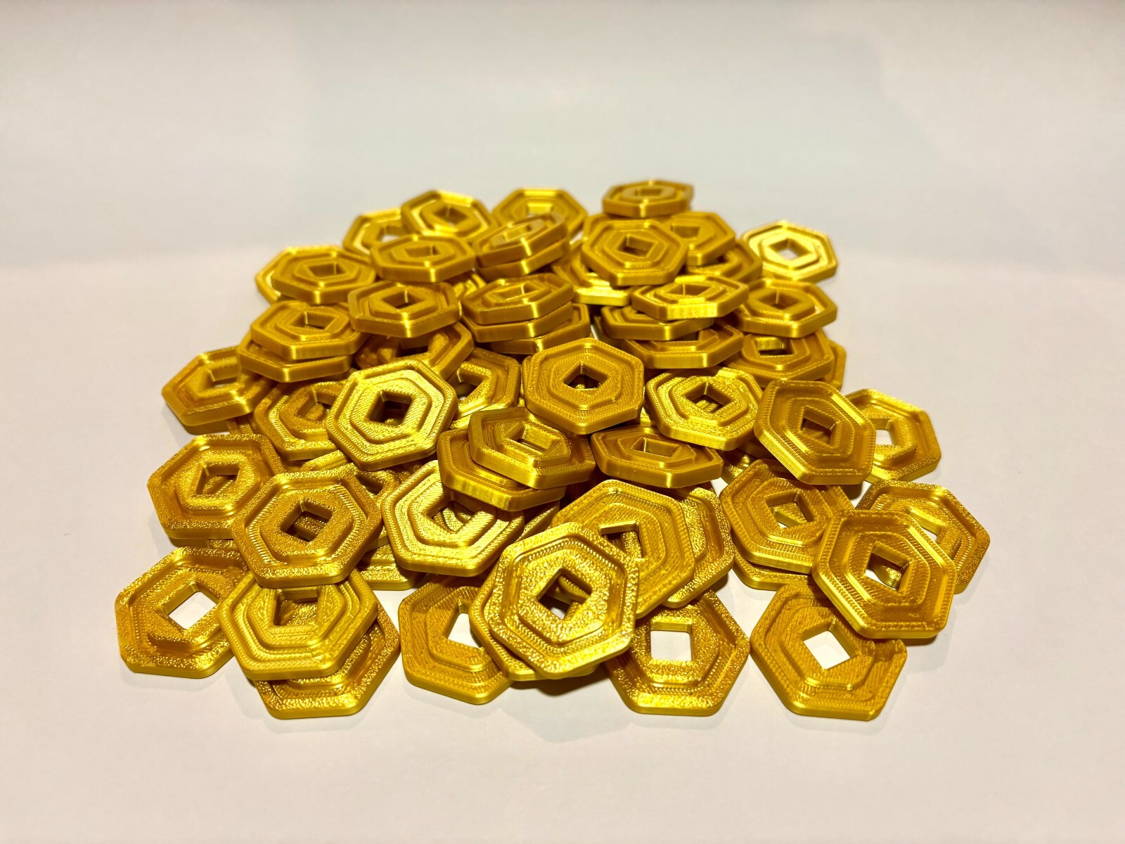 Ebay Robux 12 Roblox Robux 3D Printed Coins and Gift Bag | Birthday Party Favors ...