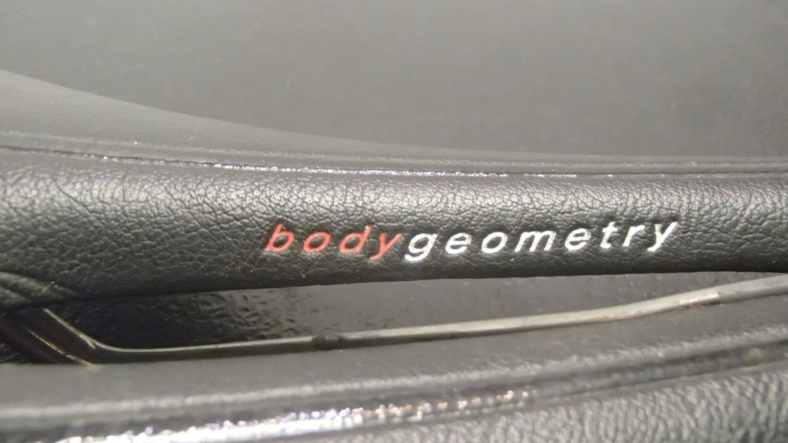 Specialized Toupe Expert Body Geometry Saddle 143mm Rails Road Bike image 4