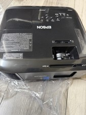 Epson Pro EX9240 3LCD Projector  1805 Lamp Hours - New Opened box