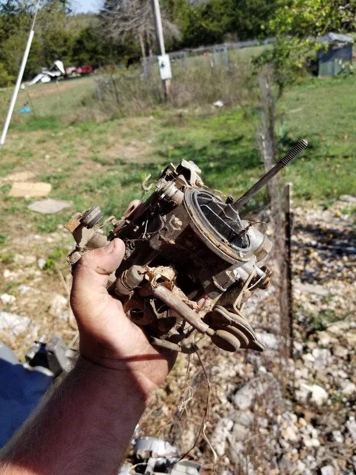 Chevelle Malibu SS 1965 1966 Chevy II 283 Rochester 2GC 2 carburador 7024110 Foto 2 de 4