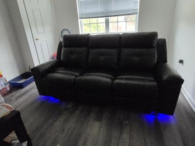 Black Leather Couch with 2 Recliners Barely Used, Pickup Only