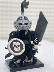 LEGO Evil Skeleton Knight Minifigure Sword Shield Kingdoms Castle D&D 21348 7092