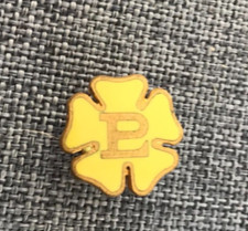 PRIMROSE LEAGUE OFFICIAL VINTAGE ENAMEL BUTTERFLY BADGE