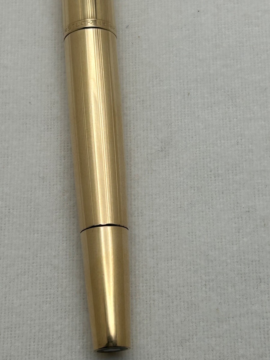 Montblanc no. 82 Gold Plated Fountain Pen, 14K M Nib-Exc