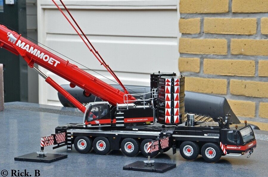 1/50 WSI Mammoet Liebherr LTM 1350-6.1 Hydraulic Truck Crane 1/50 WSI Mammoet Liebherr LTM 1350-6.1 Hydraulic Truck Crane
