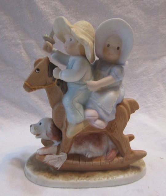 HOME INTERIORS HOMCO CIRCLE OF FRIENDS FIGURINE ( ONWARD CHRISTAIN