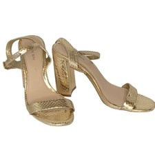 Gianni Bini, gold metallic block heel sandal, Size 8