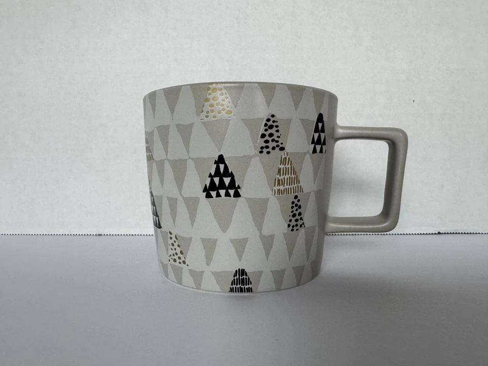 Starbucks Coffee Mug 2016 14 oz Winter Holiday Christmas. Excellent Condition - Image 2 of 4