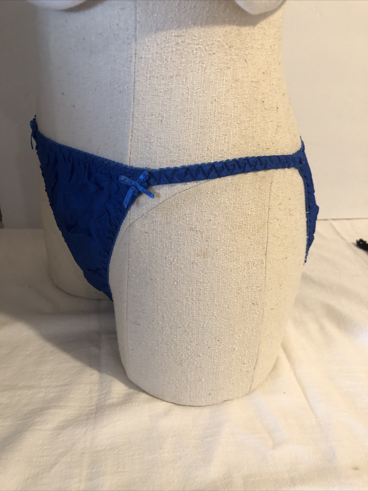 Picture 4 of 5