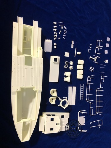 Combat Boat CB 90H Fast Assault Craft 1:24 670mm 26" RC Model Ship Kit - Picture 5 of 14