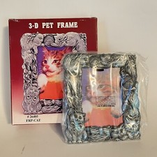 Vintage 3D Cats  Kittens Pewter Pet Photo Frame for 4x6 Photo NEW