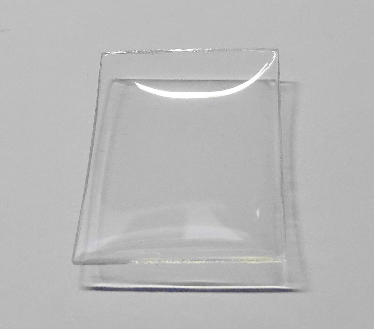 VERRE DE FORME MONTRE RECTANGLE 20 X 30 mm CINTRE 2 COTES