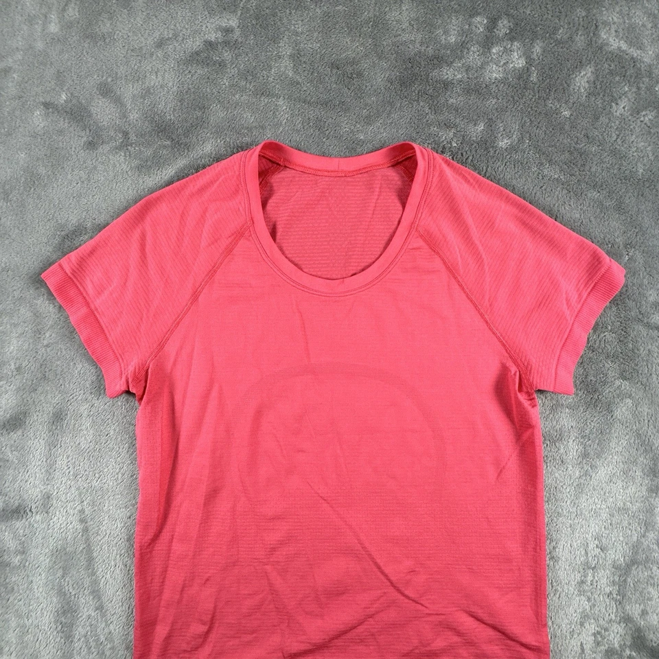 Lululemon Swiftly Tech Shirt Womens 6 Short Sleeve Seamless Athletic Tee Running - Image 2 of 4