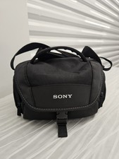 SONY LCSU11 Soft Compact Carrying Case for Cyber-Shot Cameras Black LCS-U11BC