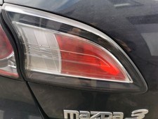 Mazda 3 BL Rückleuchte Schlussleuchte Rücklicht hinten innen links 5 Türer