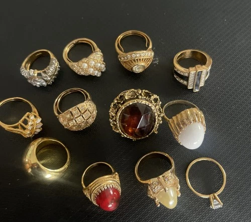 Costume Jewelry Lot Of 12 Vintage Gold Plated & HGE Rings Some Signed Gold 6 7 8