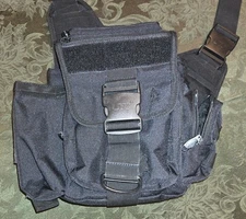 UTG Tactical Medium Messenger Bag