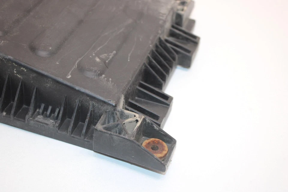 2015 Polaris Ranger Crew 900 Oem Airbox Lid Cover 1240625 XP2 - Image 2 of 4