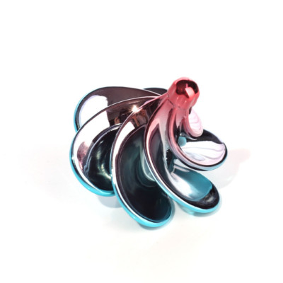 New type of fluid-air color plastic toy spinning top