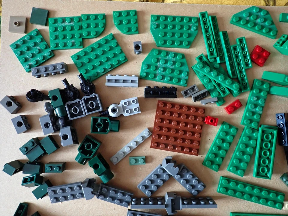 LEGO Creator 5868 Ferocious Creatures, photo 4 of 5