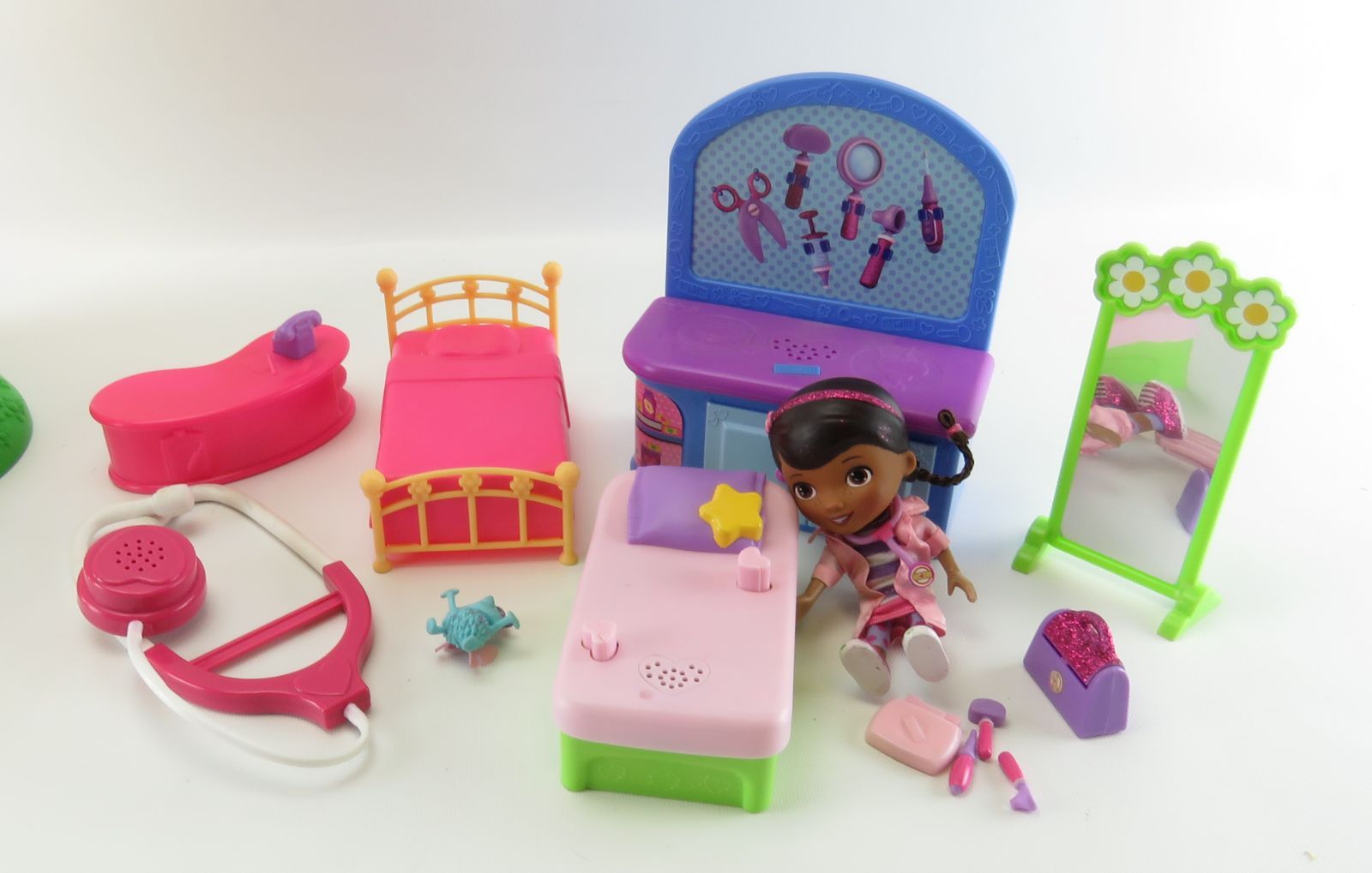 doc mcstuffins get better mobile talking clinic