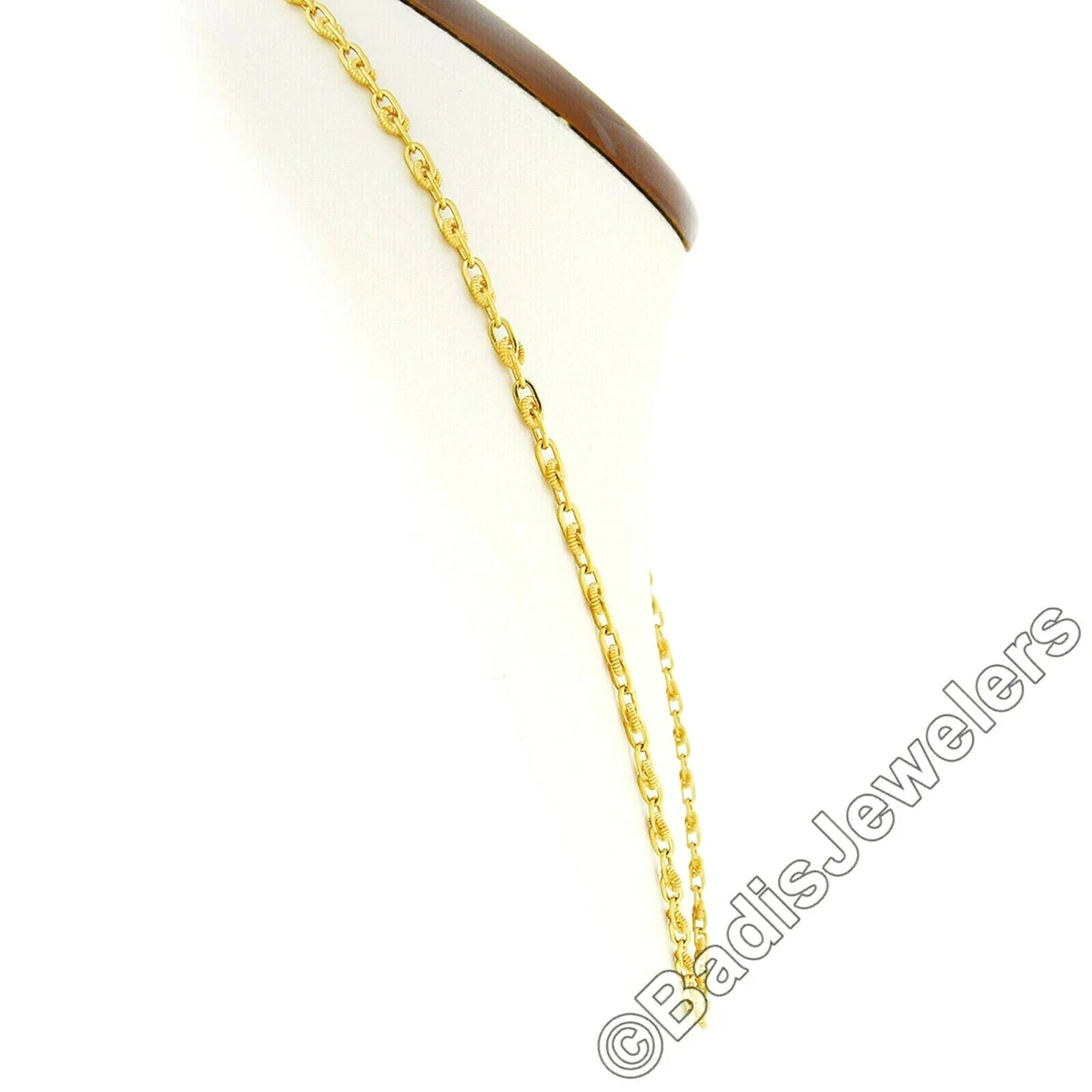 季節のおすすめ商品 Necklace unoaerre K18 cable Design chain