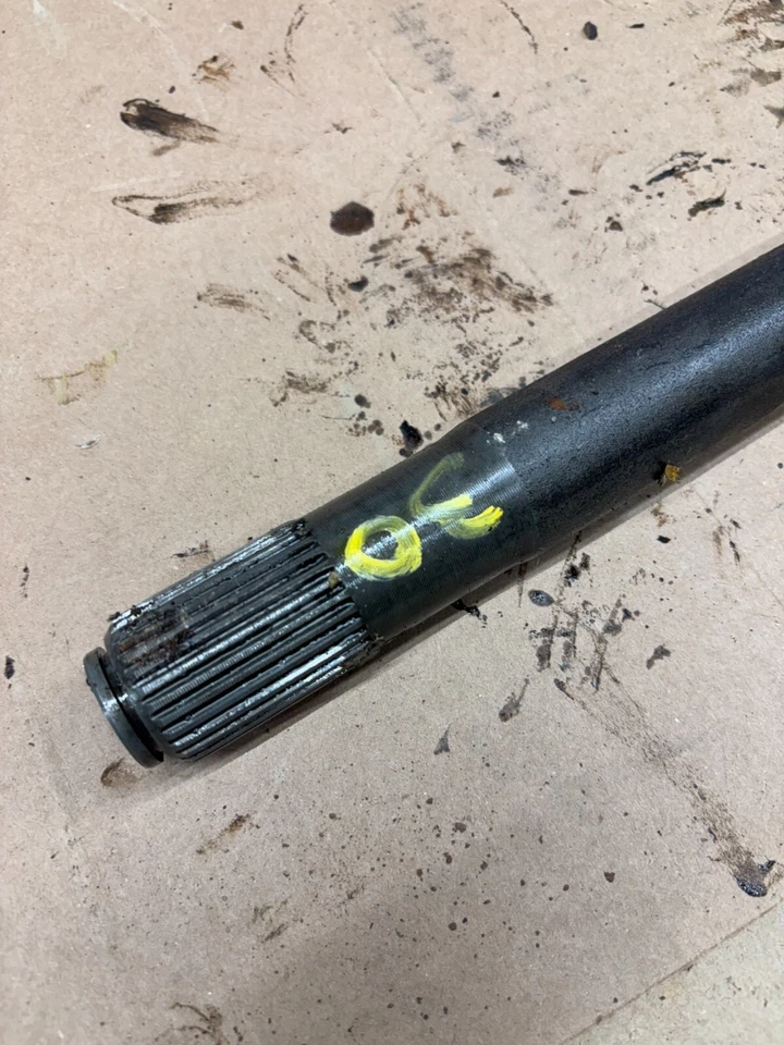 Dodge D100 D150 1981 86 1987 4x4 4x4 eje delantero Dana 44 eje central 15 30 férula Foto 2 de 4