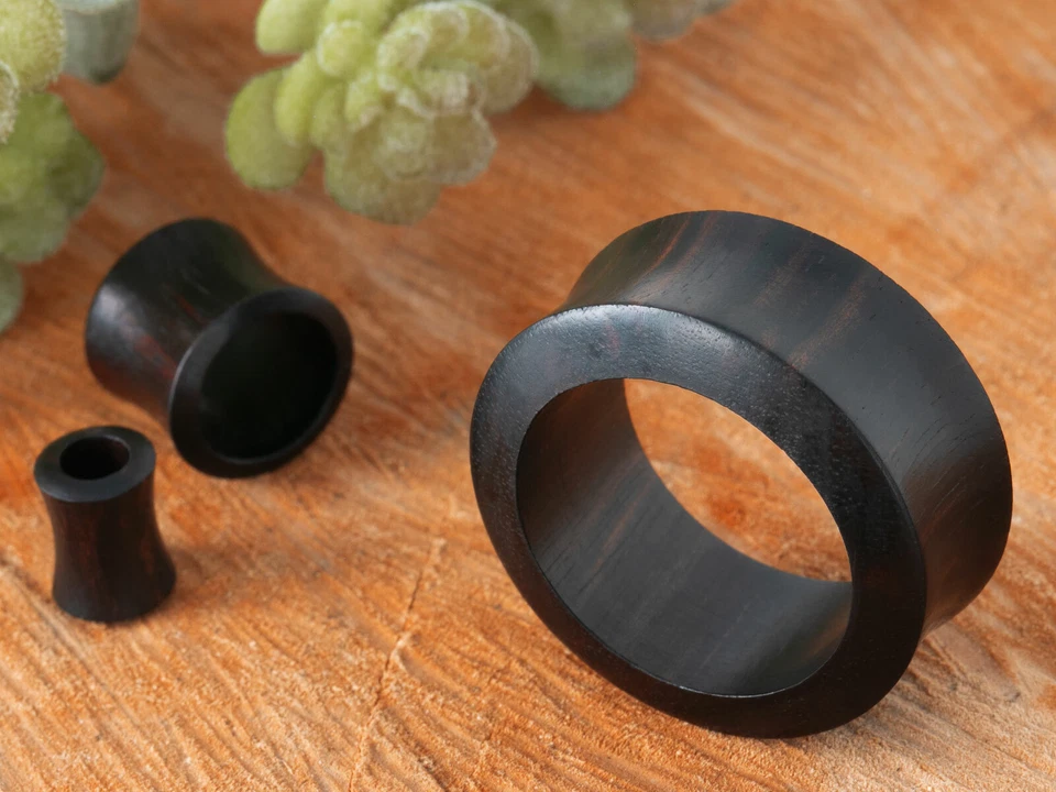 Flesh Tunnel Saddle Plug Areng Eben Holz Natur Piercing Organic Ohr Schmuck 4-30 - Bild 2 von 4