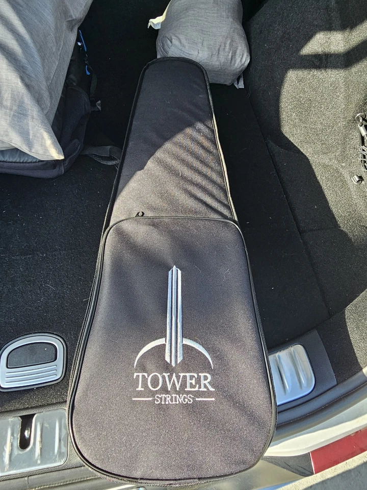 Tower Strings Midnight Violin  Still New Bought It A Year Ago Never Use It. - Image 4 of 4